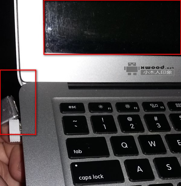 MacBook Air一插电源就黑屏，拔掉就恢复正常